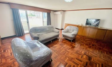 For rent 3 bedrooms condo in Watthana, Bangkok