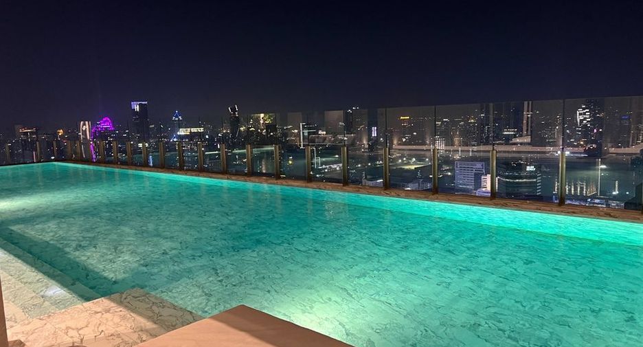 À louer 2 chambres condo à Ratchathewi, Bangkok