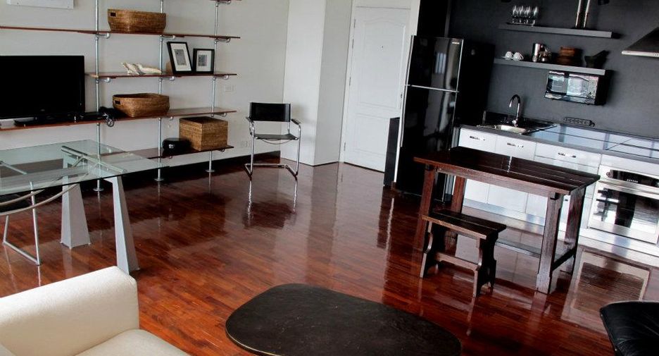 For rent 2 ベッドルーム condo in Sathon, Bangkok