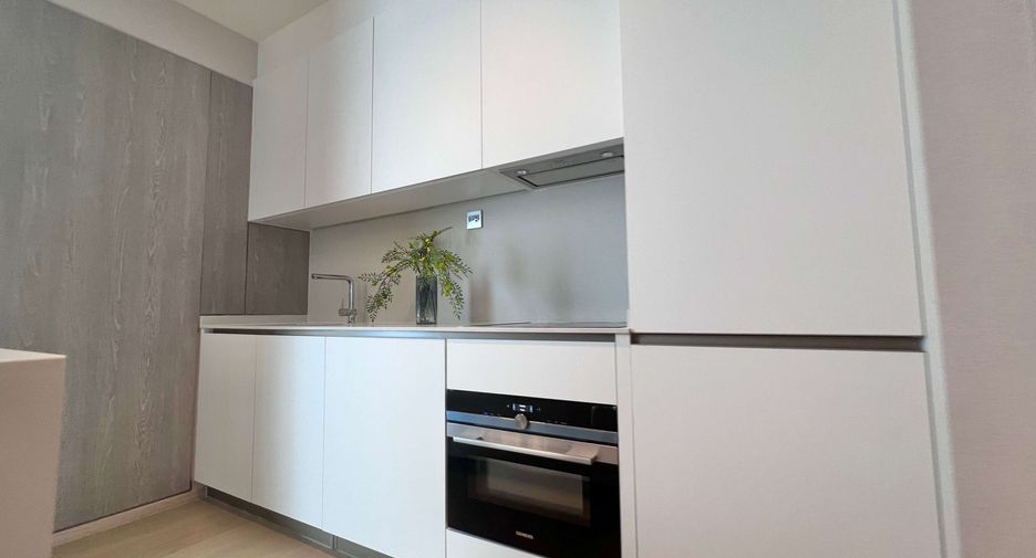 Condo en alquiler de 2 habitaciones en Khlong Toei, Bangkok
