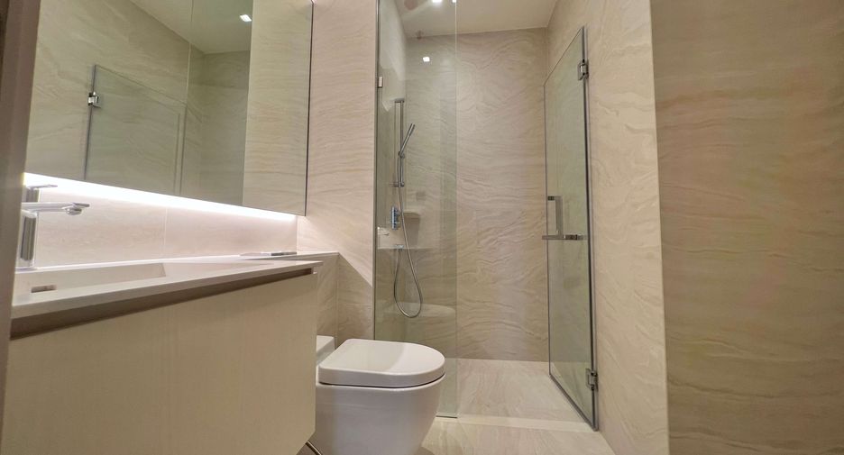 Condo en alquiler de 2 habitaciones en Khlong Toei, Bangkok