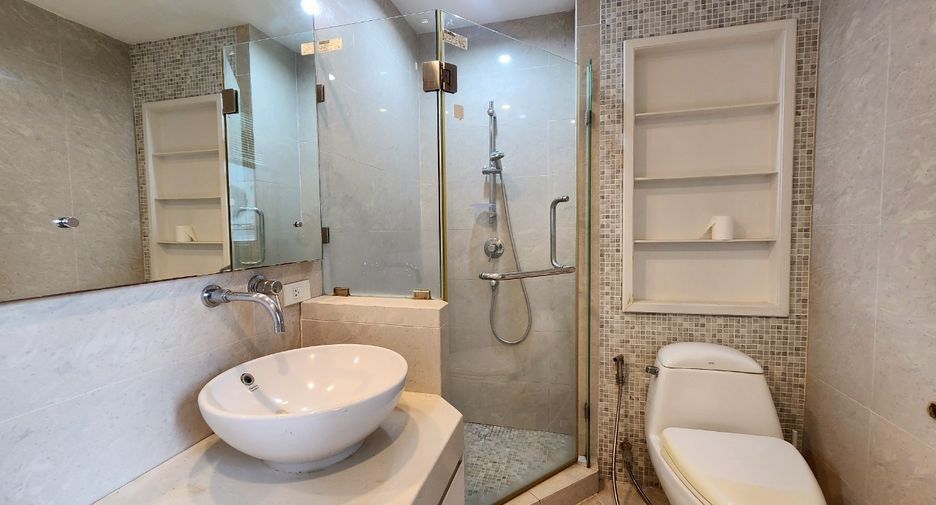 À louer 1 chambre condo à Khlong Toei, Bangkok