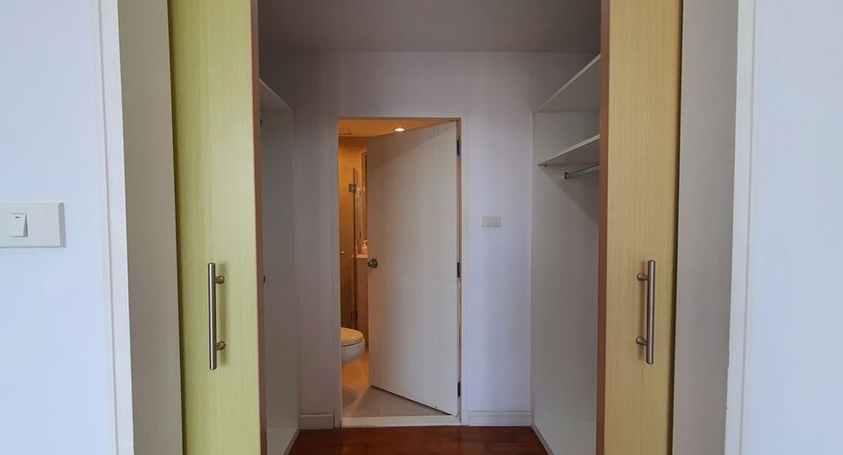 À louer 2 chambres condo à Khlong Toei, Bangkok