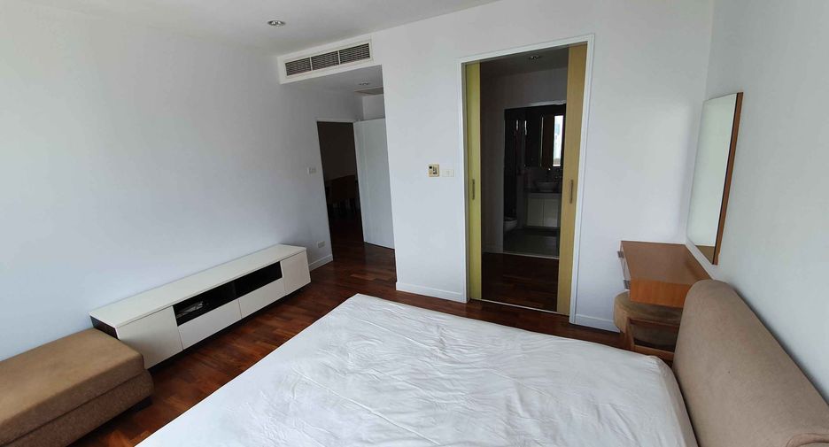 À louer 2 chambres condo à Khlong Toei, Bangkok
