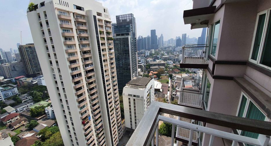 À louer 2 chambres condo à Khlong Toei, Bangkok