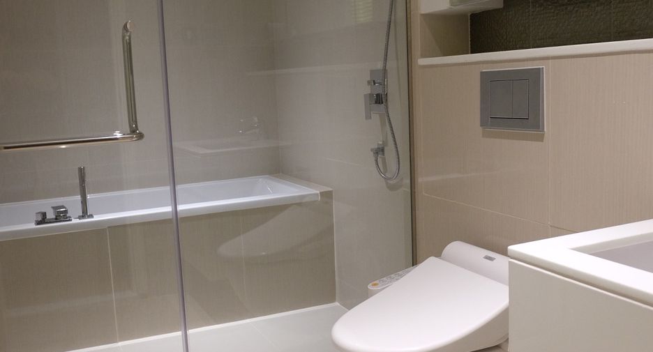 For rent 1 bed condo in Watthana, Bangkok
