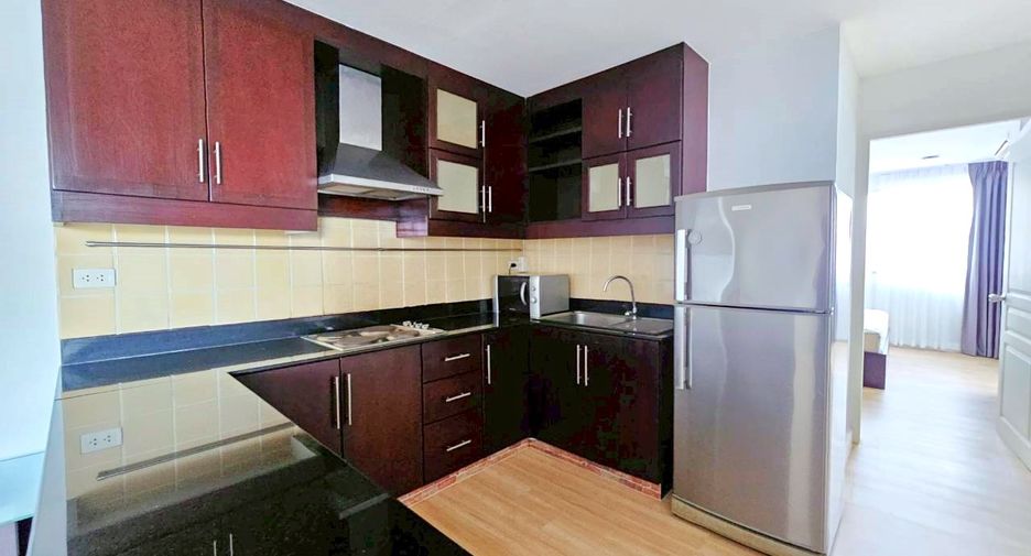 For rent 2 bedrooms condo in Khlong Toei, Bangkok