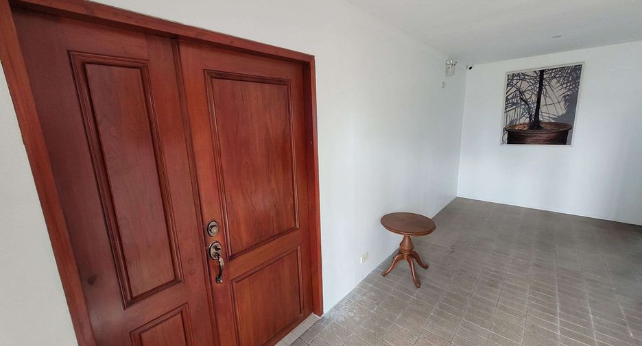Wohnung zur Miete mit 1 Zimmer in Khlong Toei, Bangkok