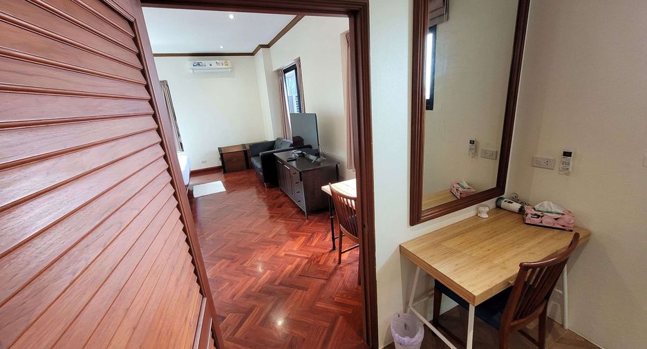 Wohnung zur Miete mit 1 Zimmer in Khlong Toei, Bangkok