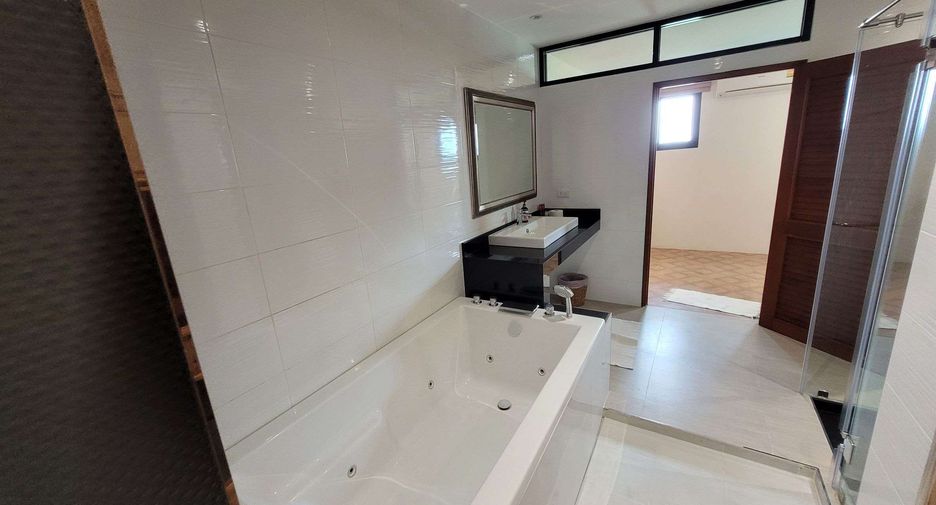 Wohnung zur Miete mit 1 Zimmer in Khlong Toei, Bangkok