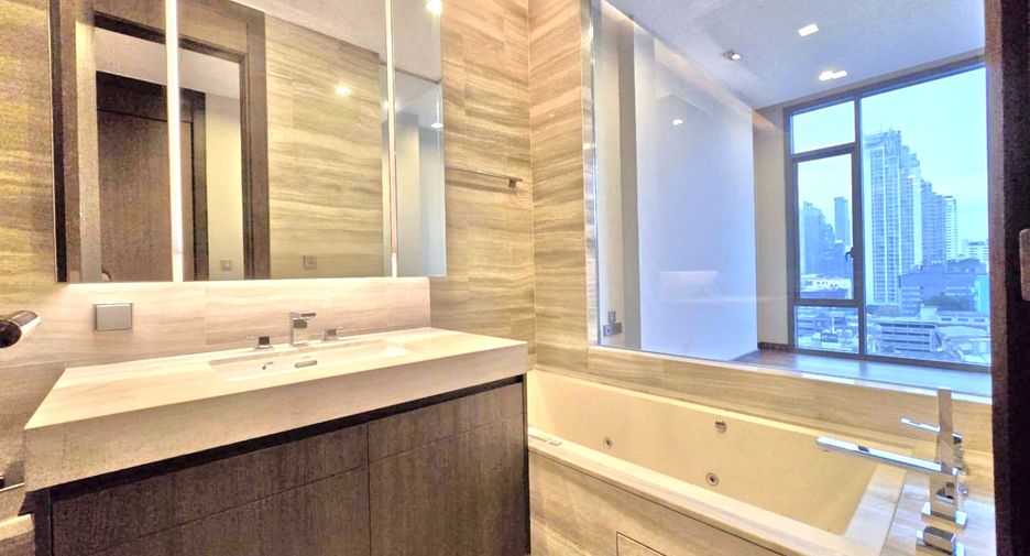 Condo en alquiler de 2 habitaciones en Khlong Toei, Bangkok