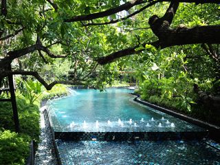 Condo en alquiler y en venta de 2 habitaciones en Suan Luang, Bangkok