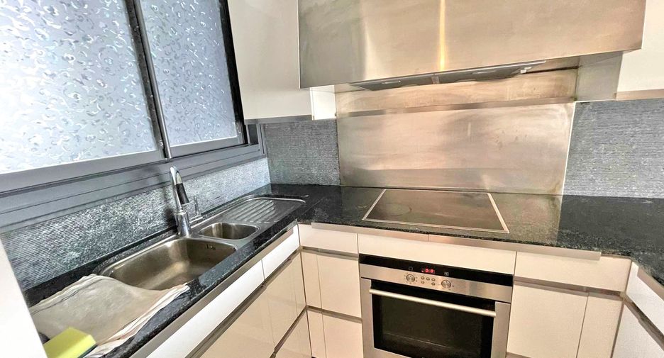 Wohnung zur Miete mit 2 Zimmer in Sathon, Bangkok