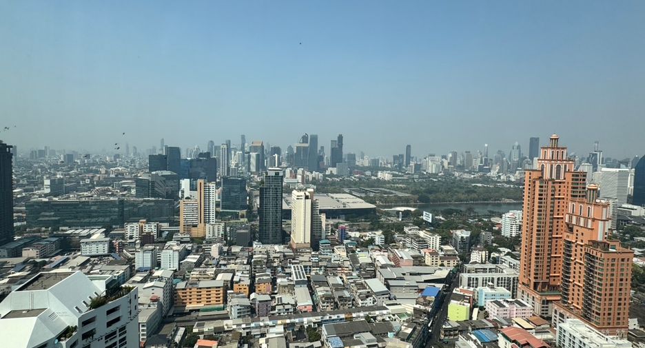À louer 2 chambres condo à Khlong Toei, Bangkok