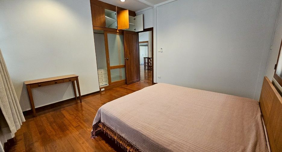 ให้เช่า 3 ห้องนอน บ้านเดี่ยว ใน คลองเตย, กรุงเทพฯ