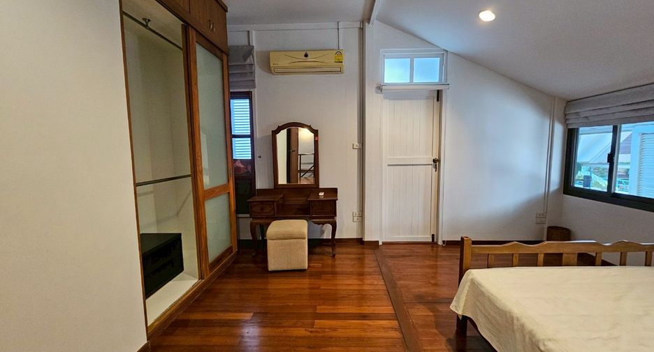 ให้เช่า 3 ห้องนอน บ้านเดี่ยว ใน คลองเตย, กรุงเทพฯ