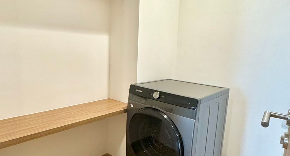 Wohnung zur Miete mit 3 Zimmer in Watthana, Bangkok