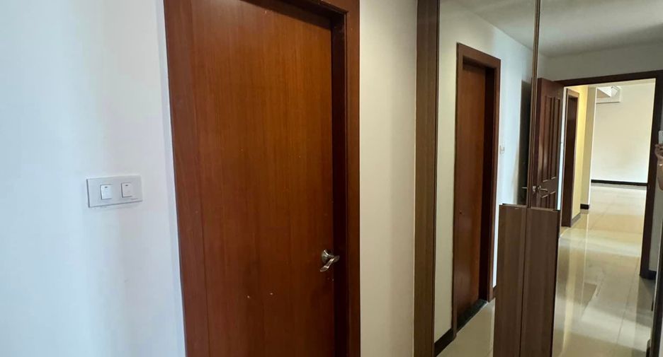 Аренда 2 спальни кондо в Патхум Щан, Бангкок