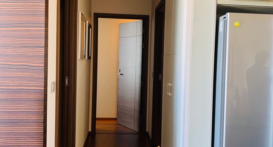 For rent 2 bedrooms condo in Watthana, Bangkok