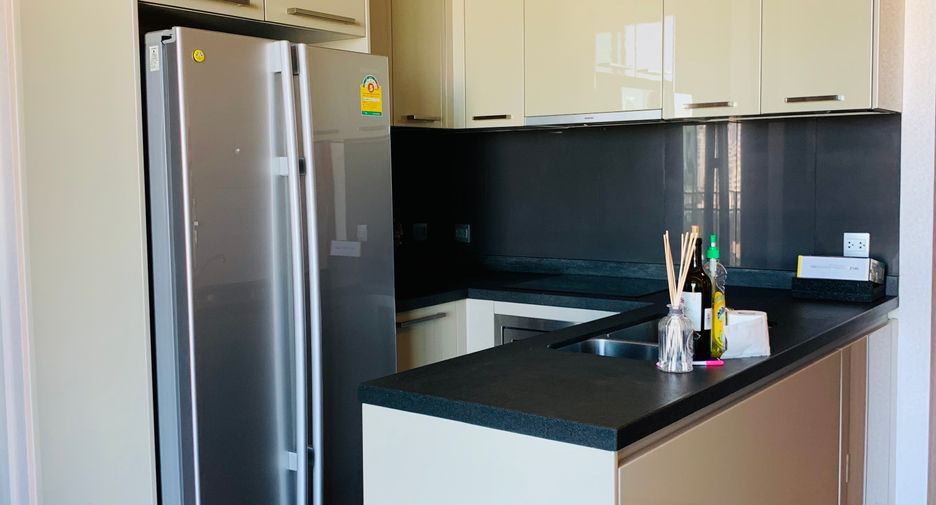 For rent 2 bedrooms condo in Watthana, Bangkok