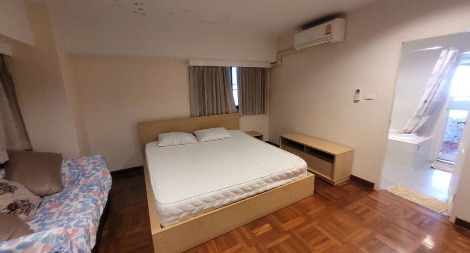Wohnung zur Miete mit 4 Zimmer in Khlong Toei, Bangkok