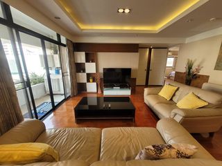 Wohnung zur Miete mit 4 Zimmer in Khlong Toei, Bangkok