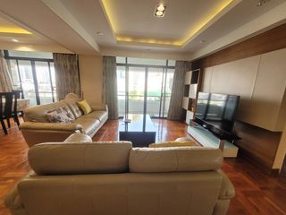Wohnung zur Miete mit 4 Zimmer in Khlong Toei, Bangkok