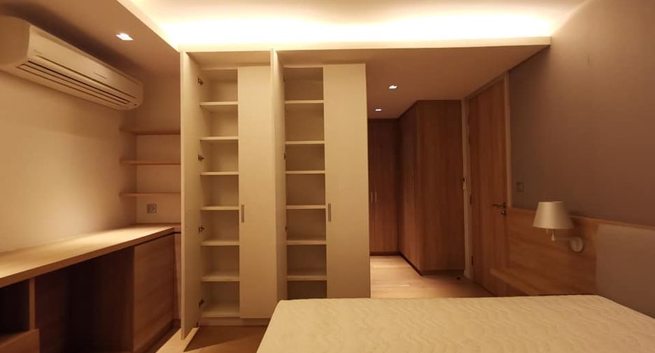 For rent and for sale 2 bedrooms condo in Watthana, Bangkok