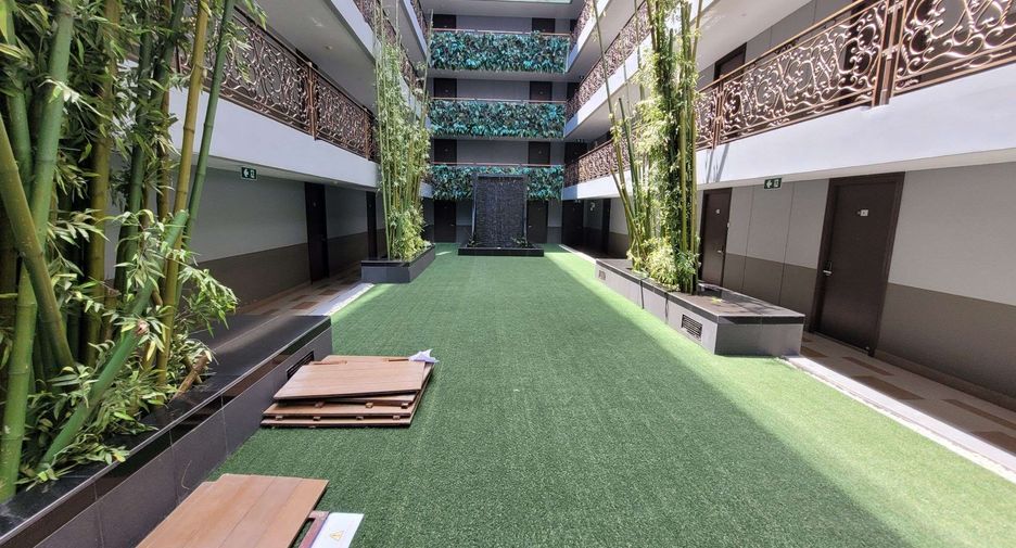 Wohnung zur Miete mit 2 Zimmer in Khlong Toei, Bangkok