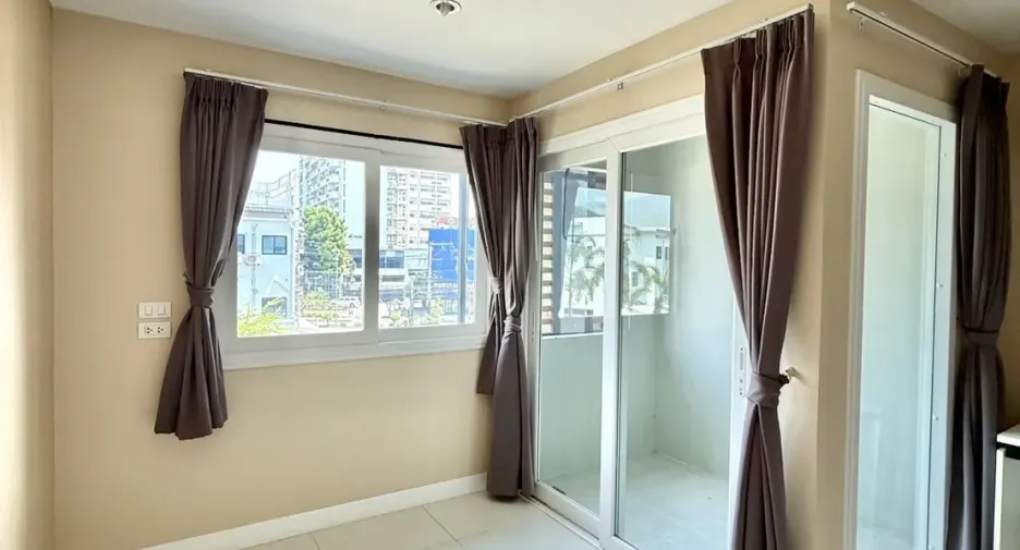 For rent 2 bedrooms condo in Mueang Chiang Mai, Chiang Mai