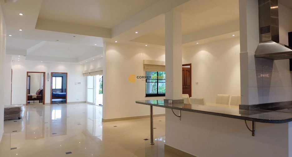 For rent 4 ベッドルーム house in Jomtien, Pattaya