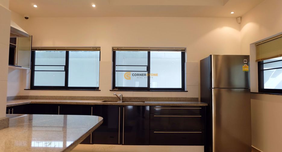 For rent 4 ベッドルーム house in Jomtien, Pattaya