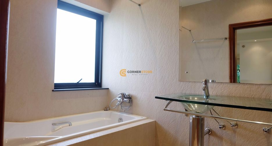 For rent 4 ベッドルーム house in Jomtien, Pattaya