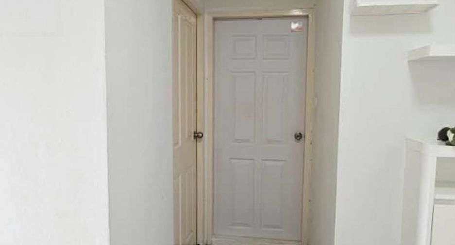 À louer 1 chambre condo à Lat Phrao, Bangkok