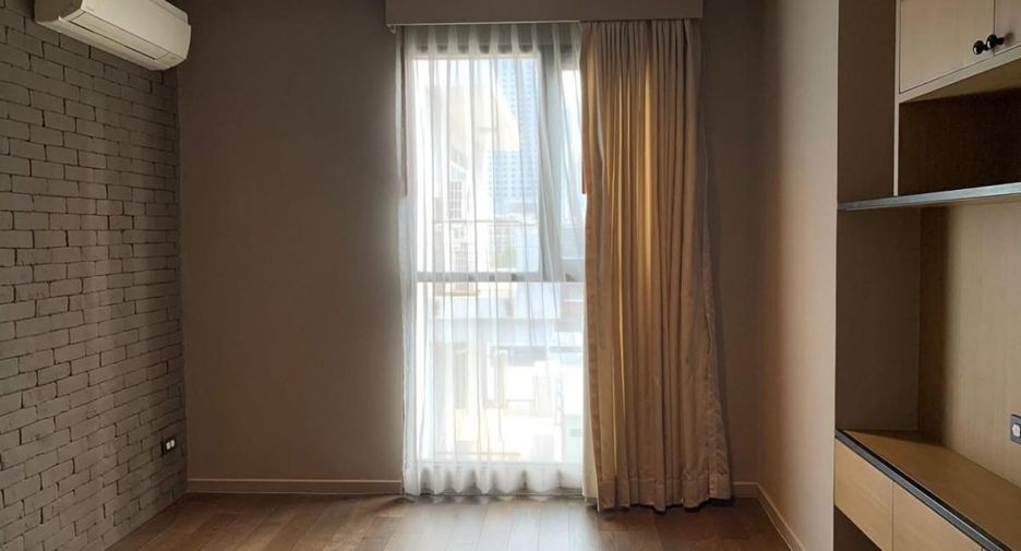 Wohnung zur Miete mit 3 Zimmer in Watthana, Bangkok