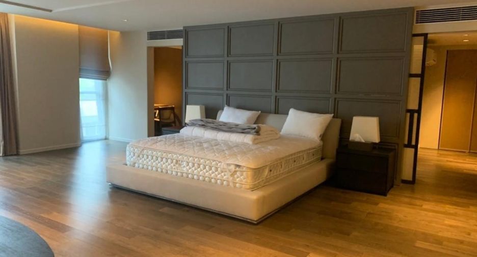 Wohnung zur Miete mit 3 Zimmer in Watthana, Bangkok