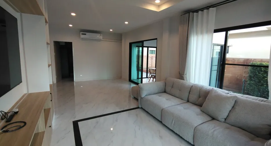 For rent 4 bedrooms house in Mae Rim, Chiang Mai