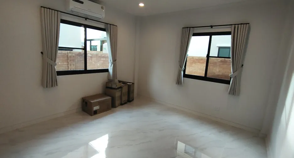 For rent 4 bedrooms house in Mae Rim, Chiang Mai