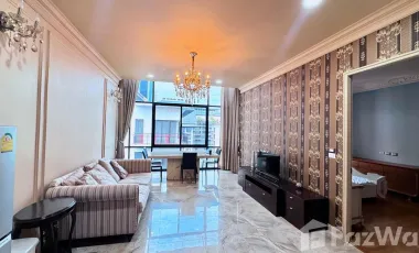 À louer 2 chambres condo à Huai Khwang, Bangkok