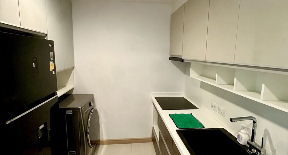 For sale 2 bedrooms condo in Yan Nawa, Bangkok