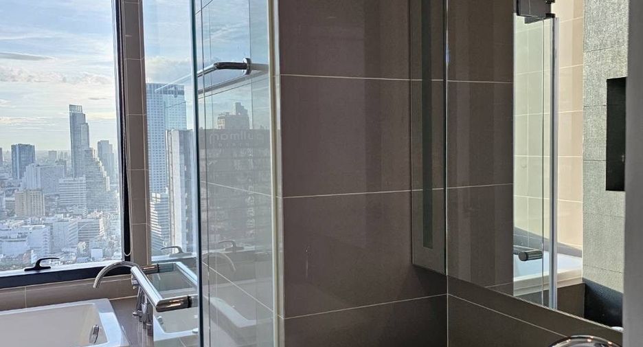 For sale 2 bedrooms condo in Bang Rak, Bangkok