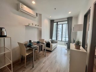 Аренда 1 кровать кондо в Пхра Кханонг, Бангкок