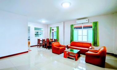 Casa en alquiler de 3 habitaciones en Thalang, Phuket
