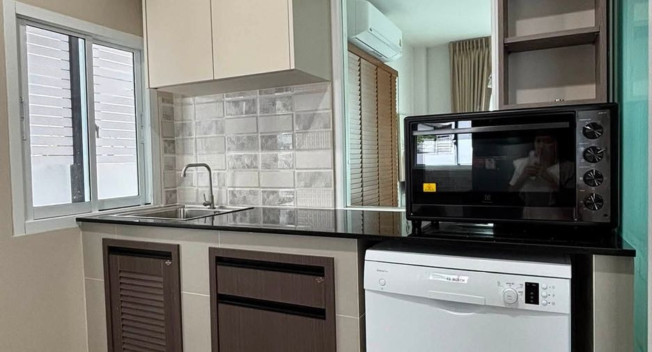 For rent 3 bedrooms house in Mueang Phuket, Phuket