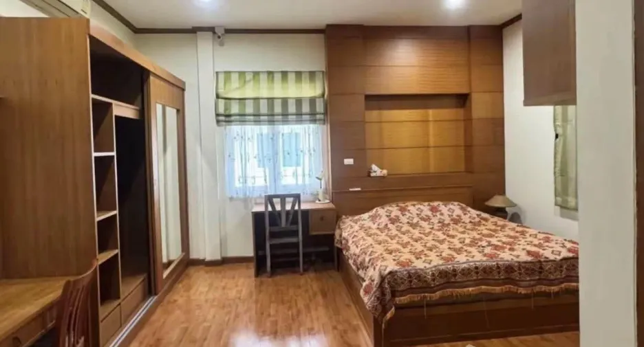 À louer 3 chambres maison à Bang Lamung, Chonburi