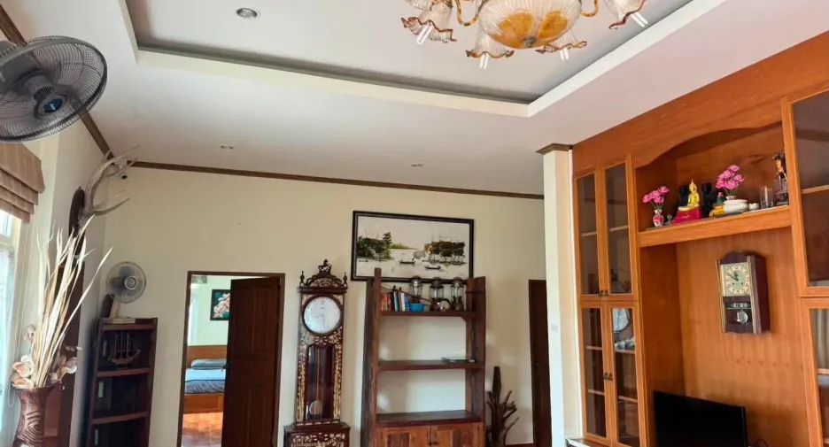 À louer 3 chambres maison à Bang Lamung, Chonburi