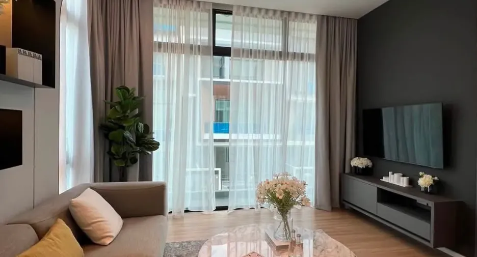 出租 3 卧室 独立屋 在 Saphan Sung, 曼谷