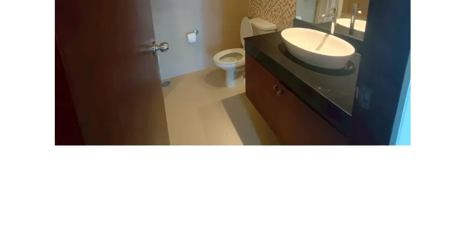 For rent 2 ベッドルーム condo in Phra Khanong, Bangkok