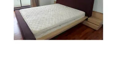 For rent 2 ベッドルーム condo in Phra Khanong, Bangkok