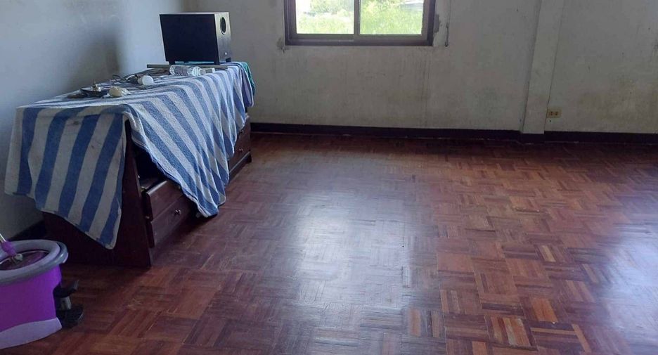 À vendre 4 chambres maison à Lat Krabang, Bangkok